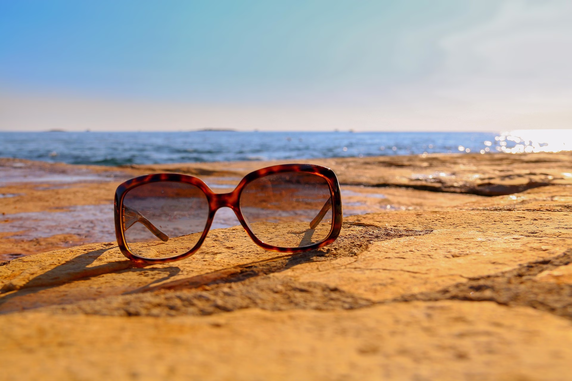 Why Sunglasses Are More Than a Fashion Accessory for Eye Protection